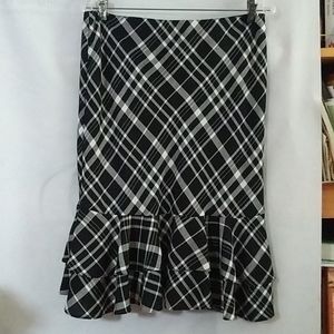 Skirt with ruffles